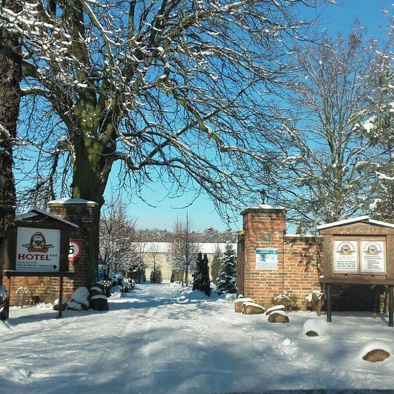 Hotel Stara Stajnia Pleszew Εξωτερικό φωτογραφία